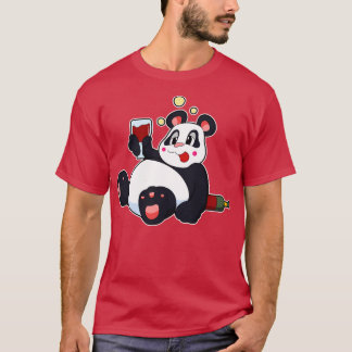 Panda met glas rode wijn t-shirt
