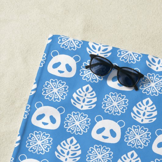 Panda Oerwoud impressies op blauw Strandlaken (In situ)