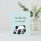 Panda op blauw begroten Het is een Baby shower van (Staand voorkant)