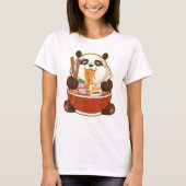 PANDA POWERED BY RAMEN | Vet Panda Eating Ramen T-shirt (Voorkant)