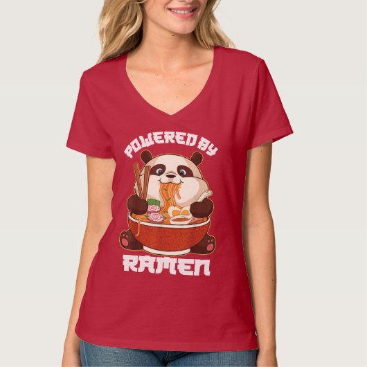 PANDA POWERED BY RAMEN | Vet Panda Eating Ramen T-shirt (Voorkant)