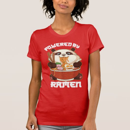 PANDA POWERED BY RAMEN | Vet Panda Eating Ramen T-shirt (Voorkant)