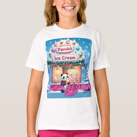 Panda takes bold step in winter wonderland t-shirt (Voorkant)