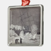 Pandora zit in het ijs. metalen ornament (Links)