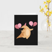 Pangolin viert Sticker Kaart (Gele Bloem)