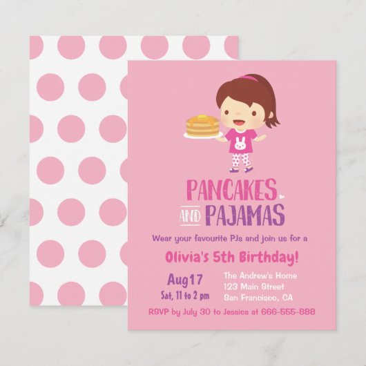 Pannenkoeken en meisje in pyjama verjaardagsfeestj kaart (Voorkant / Achterkant)