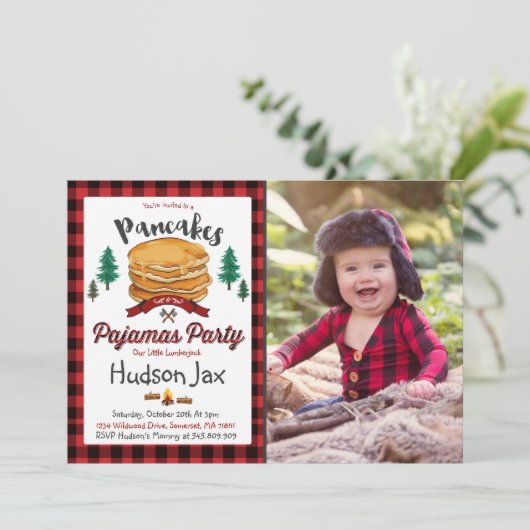 Pannenkoeken en pyjama's Birthday-uitnodiging Kaart (Staand voorkant)
