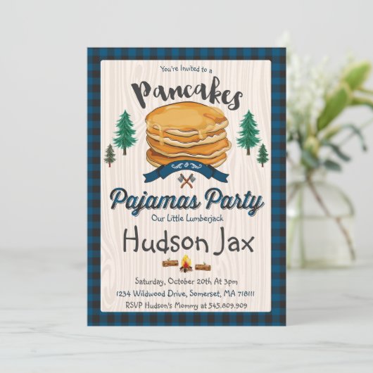 Pannenkoeken en pyjama's Birthday-uitnodiging Kaart (Staand voorkant)