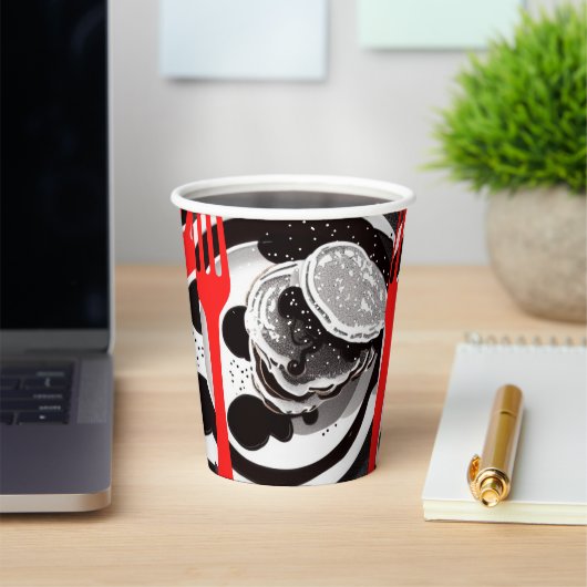 Pannenkoeken en vorkschijven papieren bekers (Insitu)