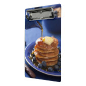 Pannenkoeken met stroop en bosbessen mini klembord (Angled2)