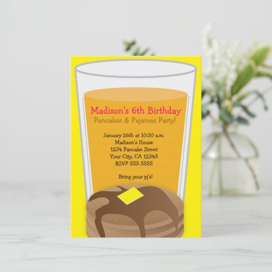 Pannenkoeken & pyjama's Gele brunch Uitnodiging (Staand voorkant)