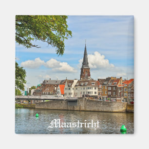 Panorama van Maastricht uit de Maas of Meuse Magneet