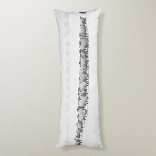 Panoramic Winter Sheep Lichaamskussen (Achterkant (Verticaal))