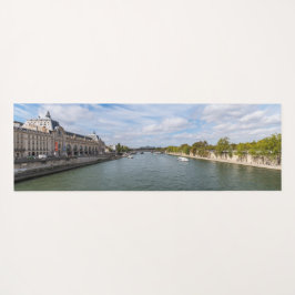 Panoramiek van Musee d'Orsay uit de Royal Pont - P Yogamat