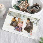 Panoramisch beeld H Foto - Snowman<br><div class="desc">Verstuur uw kerstfeest- of feestdagen met tonnen feestelijke kerker en in stijl met uw Panorama Chic H Foto - Snowman Holiday of Kerstmis Kaart. Horizontale/landschapsoptie.</div>