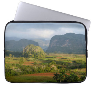 Panoramisch dal landschap, Cuba Laptop Sleeve