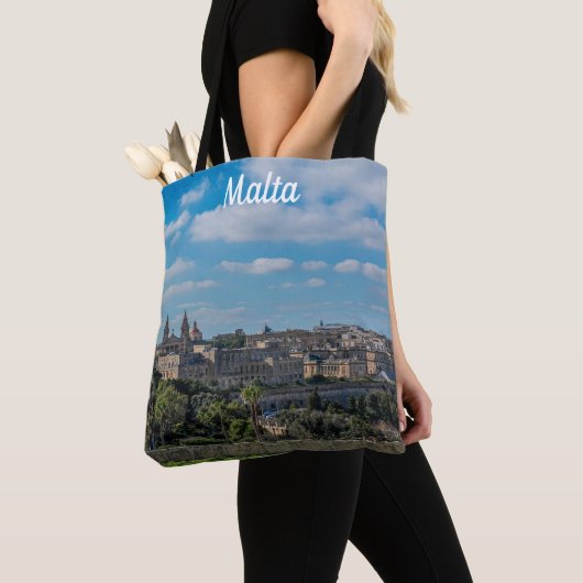 Panoramisch uitzicht van de stad Valletta op Malta Tote Bag (Dichtbij)