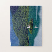 Panoramisch uitzicht van het Bled-meer met de pelg Legpuzzel (Verticaal)