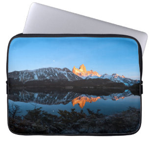 Panoramisch Uitzicht van het meer van Capri, Patag Laptop Sleeve