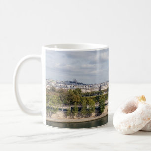 Panoramisch uitzicht van Parijs uit het dak van Mu Koffiemok
