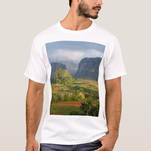 Panoramisch valleilandschap, Cuba T-shirt (Voorkant)
