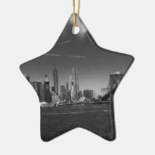Panoramisch Zwart Wit Brooklyn Keramisch Ornament (Links)