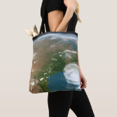 Panoramische planeet Aarde en de VS. Tote Bag (Dichtbij)