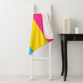 Pansexual Pride Flag Sherpa Deken (In situ)