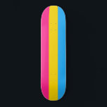 Pansexual Pride (Pan Flag) Persoonlijk Skateboard<br><div class="desc">Dit ontwerp is voorzien van de Pansexual Pride Flag, die was ontworpen als symbool om de panseksuele gemeenschap te vertegenwoordigen. Het is vergelijkbaar met de regenboogvlag, die wordt gebruikt als symbool voor lesbiennes, homoseksuelen, biseksuelen, transgenders en iedereen in de gemeenschap. De vlag wordt gebruikt om de zichtbaarheid en erkenning van...</div>