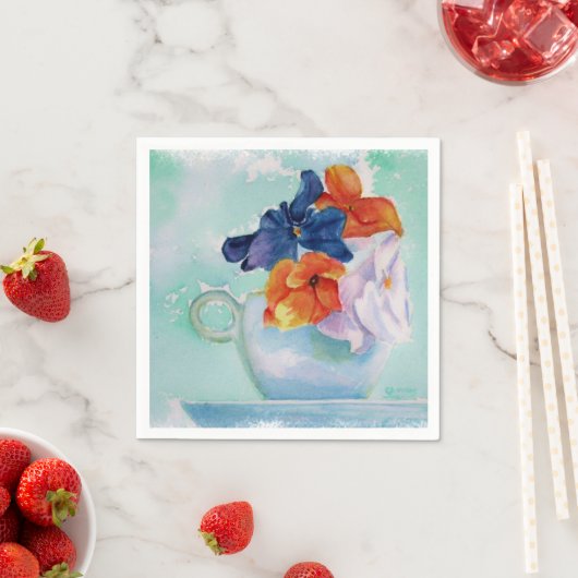 PANSIES IN EEN TEACUPAPIERNAPKINS SERVET (Insitu)