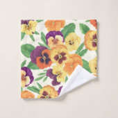 Pansies op off white bad handdoek (Wasdoekje)