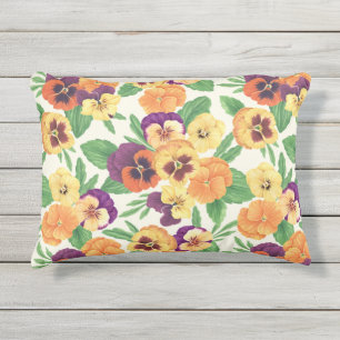 Pansies op off white buitenkussen