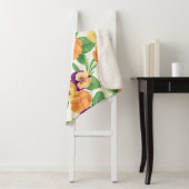 Pansies op off white sherpa deken (In situ)