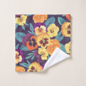 Pansies op pruimenviolet bad handdoek (Wasdoekje)