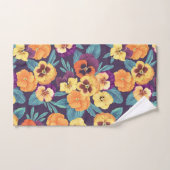 Pansies op pruimenviolet bad handdoek (Handdoek)
