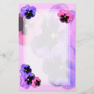 Pansies op roze briefpapier
