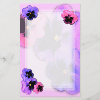 Pansies op roze briefpapier