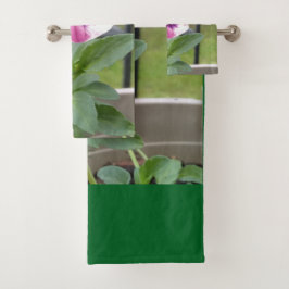 Pansy Bath Towels (Pink & Purple) Bad Handdoek