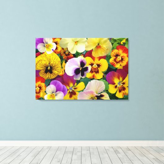 Pansy Flowers ~ Ingewikkeld Canvas Print (Insitu (Houten vloer))