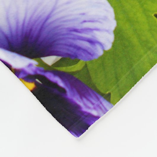 Pansy Fotocollage: Kaleidoscoop van Bloemschoonhei Fleece Deken (Hoek)