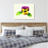 Pansy met lerende armen canvas afdruk (Insitu (Slaapkamer))