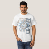 Pap, eigendom van de Fatherhood Vaderdag T-Shirt (Voorkant volledig)