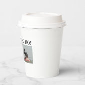 Pap heeft een papieren beker (Links)