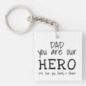 Pap je bent onze Hero Simple B&W Typografie Sleutelhanger (Voorkant)