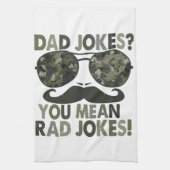 Pap maakt grapjes, je bedoelt slechte grappen; gra theedoek (Verticaal)