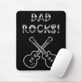 Pap Rocks. Zwarte en witte gitaren Muismat (Met muis)