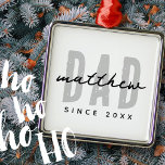 Pap Sinds 20XX Modern Eenvoudig Preppy Metalen Ornament<br><div class="desc">Dit eenvoudige en moderne ontwerp bestaat uit san serif typografie.</div>