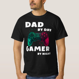 Pap tegen dag Gamer bij nacht T-shirt