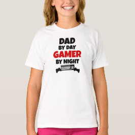 Pap tegen dag Gamer bij nacht T-shirt