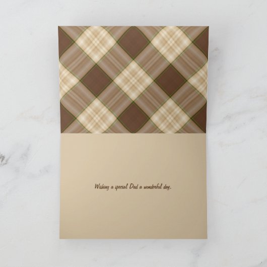 Pap verjaart gouden rector op het plein kaart (Binnen)